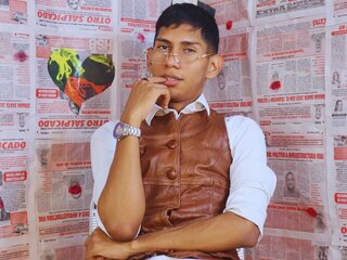 NickCollinz livejasmin